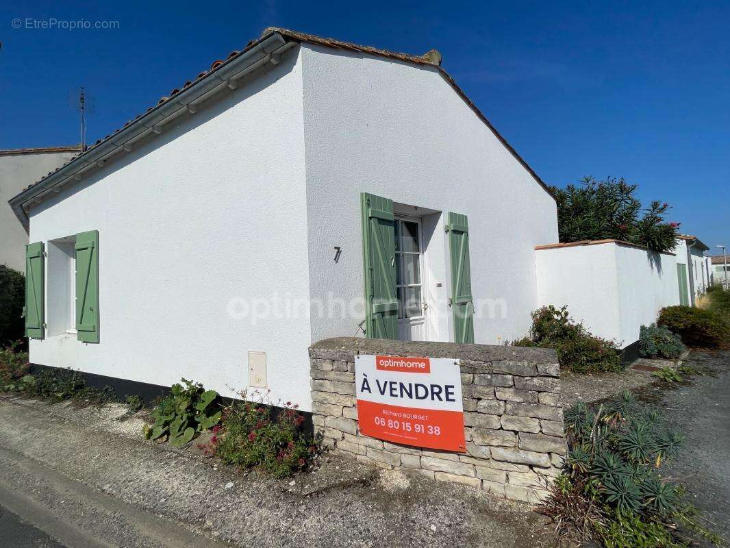 Maison de plain-pied – 83 m² avec dépendance – Terrasse & Jardin – Le Bois-Plage-en-Ré - photo 32