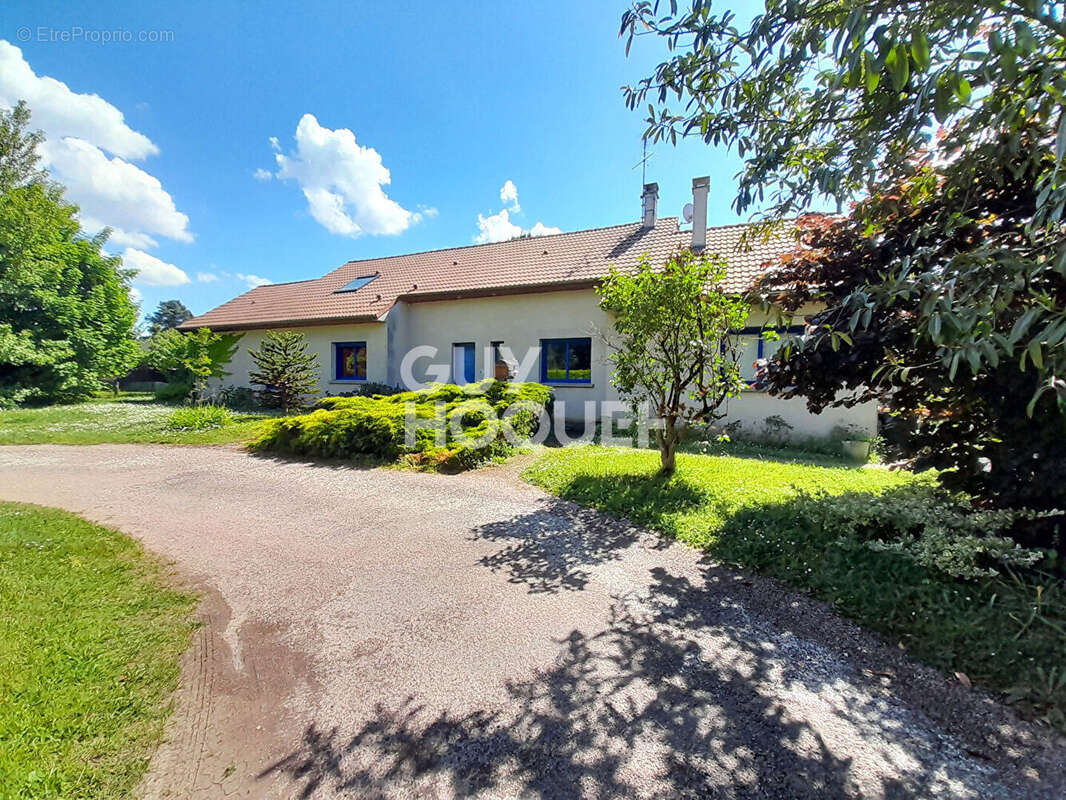 Maison à GURGY