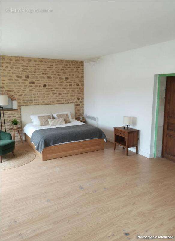 Appartement à SAUZELLES