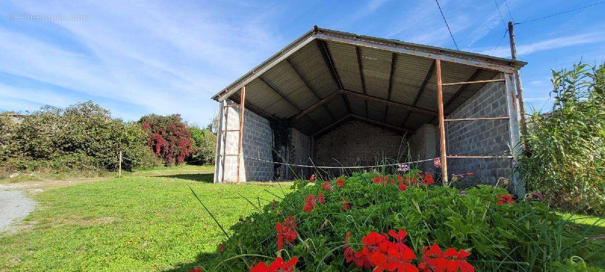 Maison à NERE