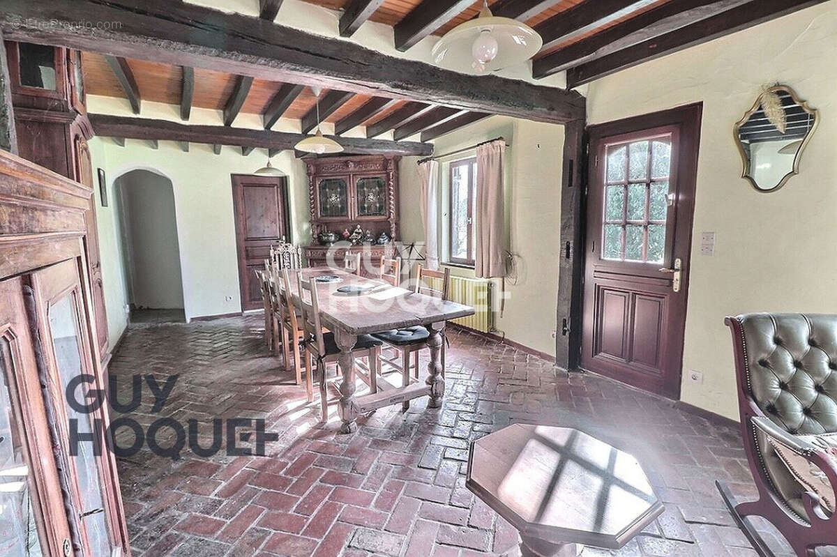 Maison à BERNAY