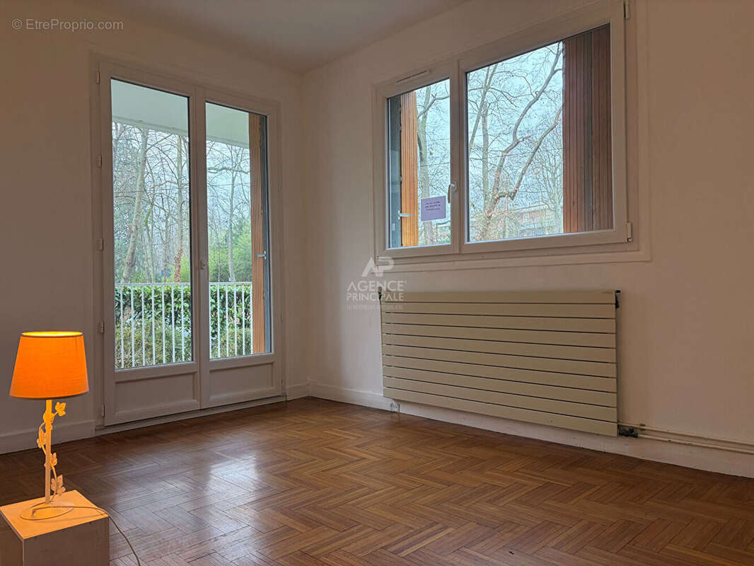 Appartement à MAISONS-LAFFITTE