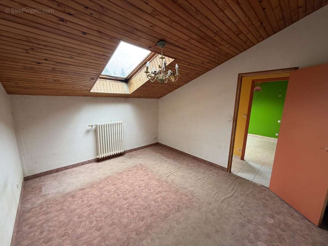 Maison à PLOUGUENAST