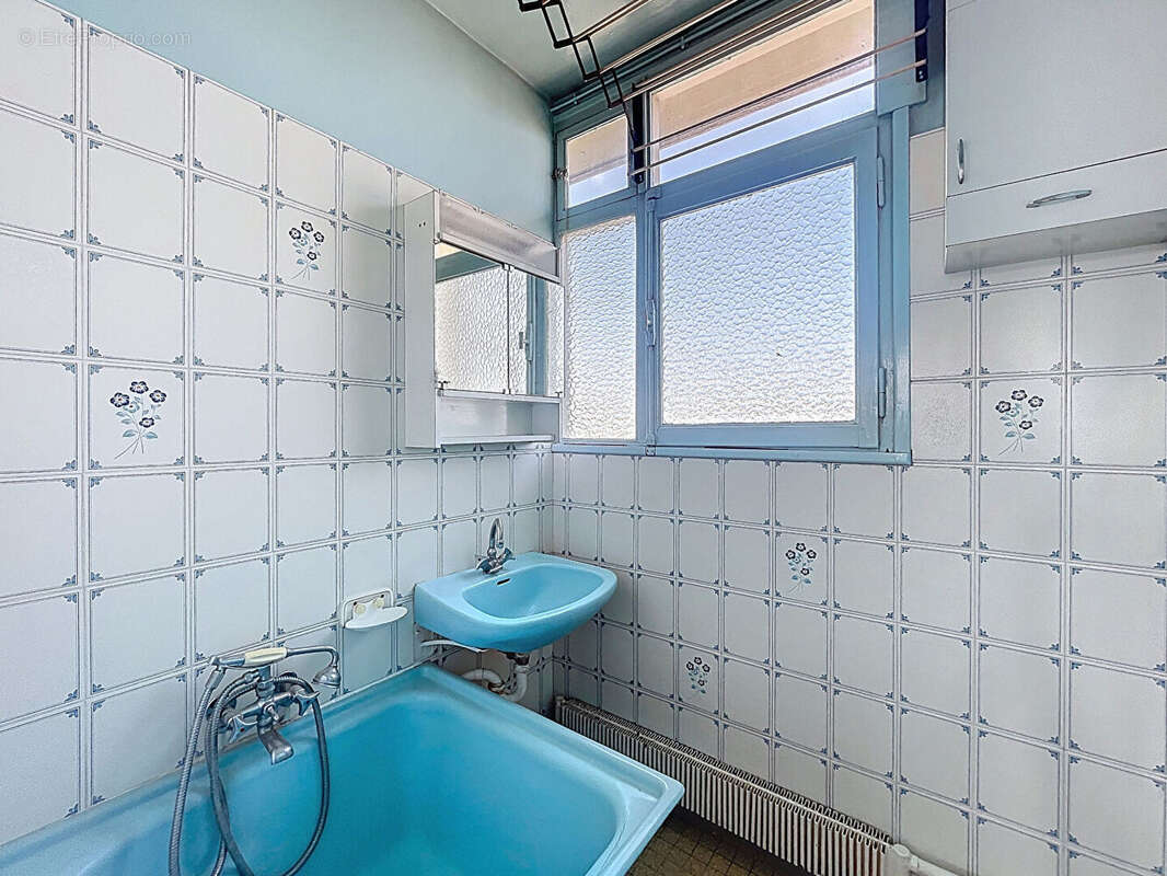 Appartement à CHATILLON