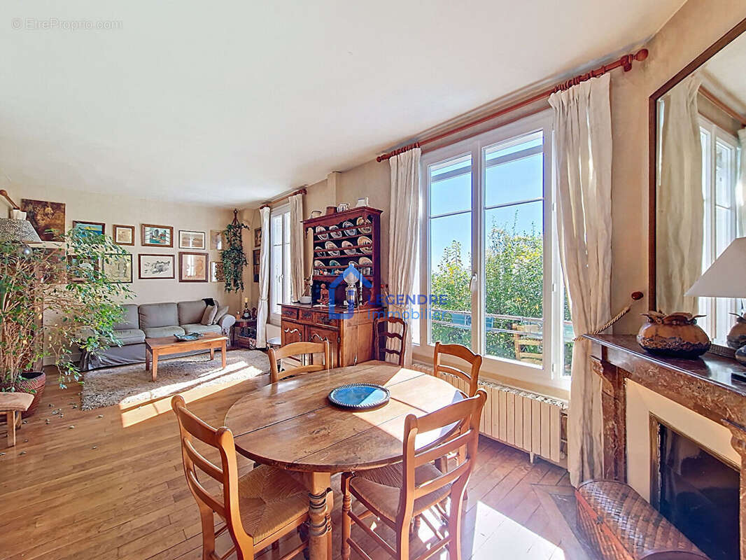 Maison à MONTIGNY-LES-CORMEILLES