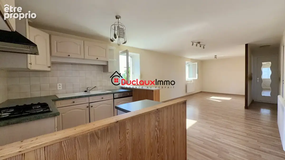 Photo Appartement à Arpajon-Sur-Cere au prix de 89 990€