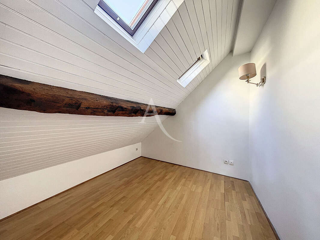 Maison de ville 6 pièces de 102.02 m² - Centre-ville de Saint-Germain-en-Laye - photo 13