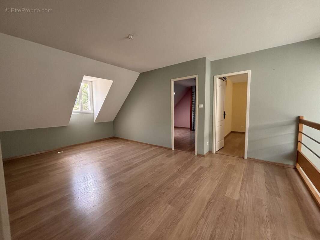 Maison 150 m² à Beaudean  - photo 9