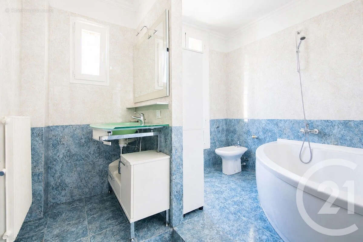 Appartement 71 m² à Beaulieu-Sur-Mer  - photo 8