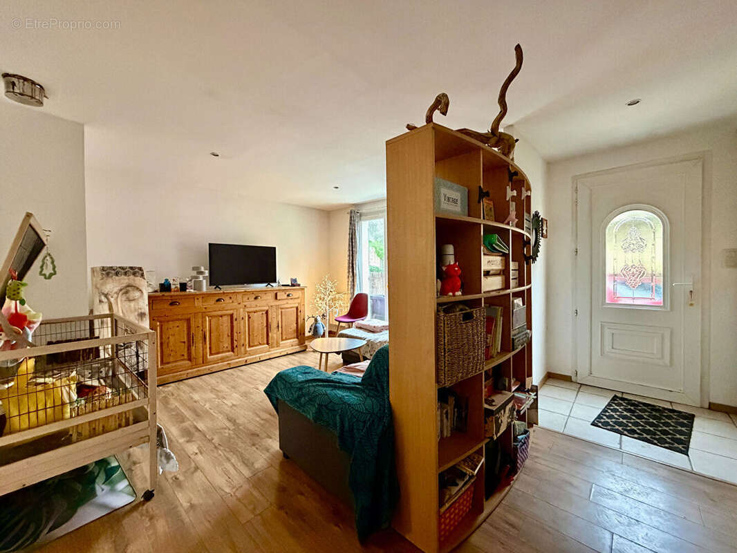 Maison à SAINT-GENIES-DE-COMOLAS