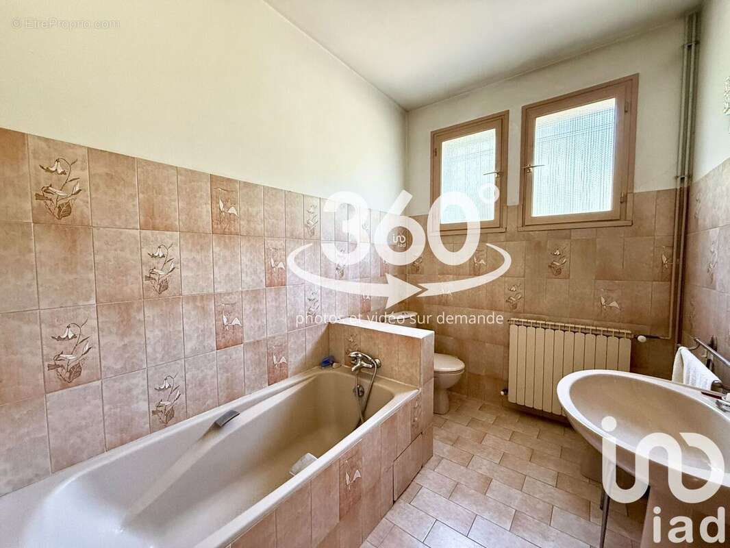 Photo 8 - Maison à LA VALETTE-DU-VAR