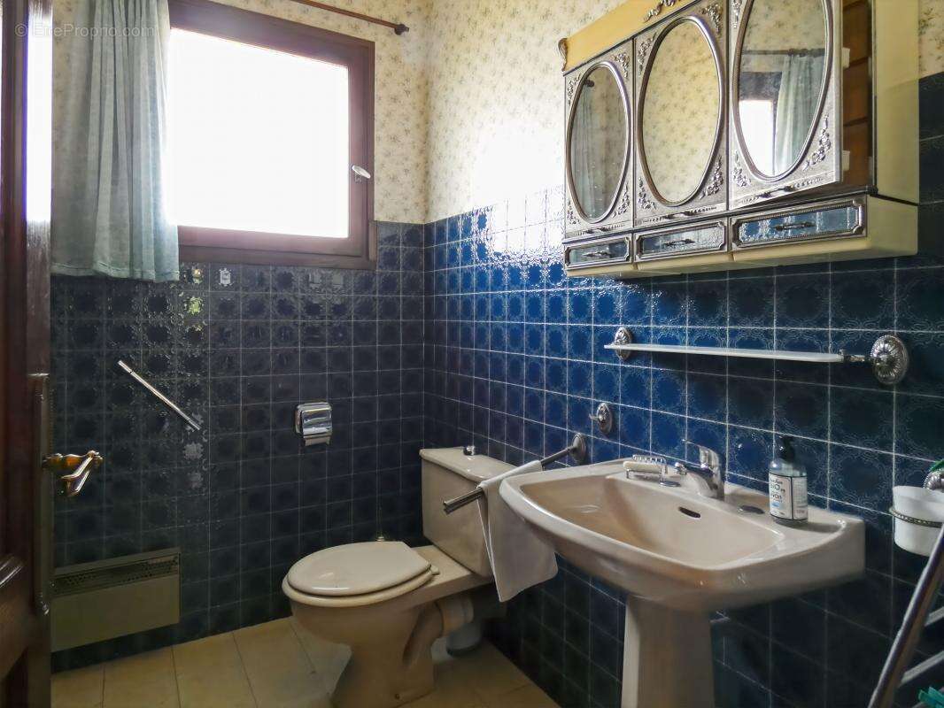 Maison à BAGNOLS-SUR-CEZE