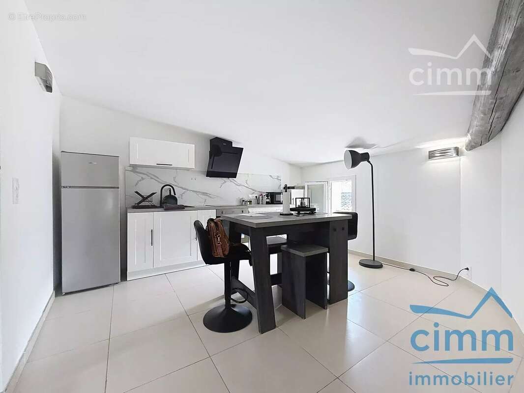 Appartement à L&#039;ISLE-SUR-LA-SORGUE