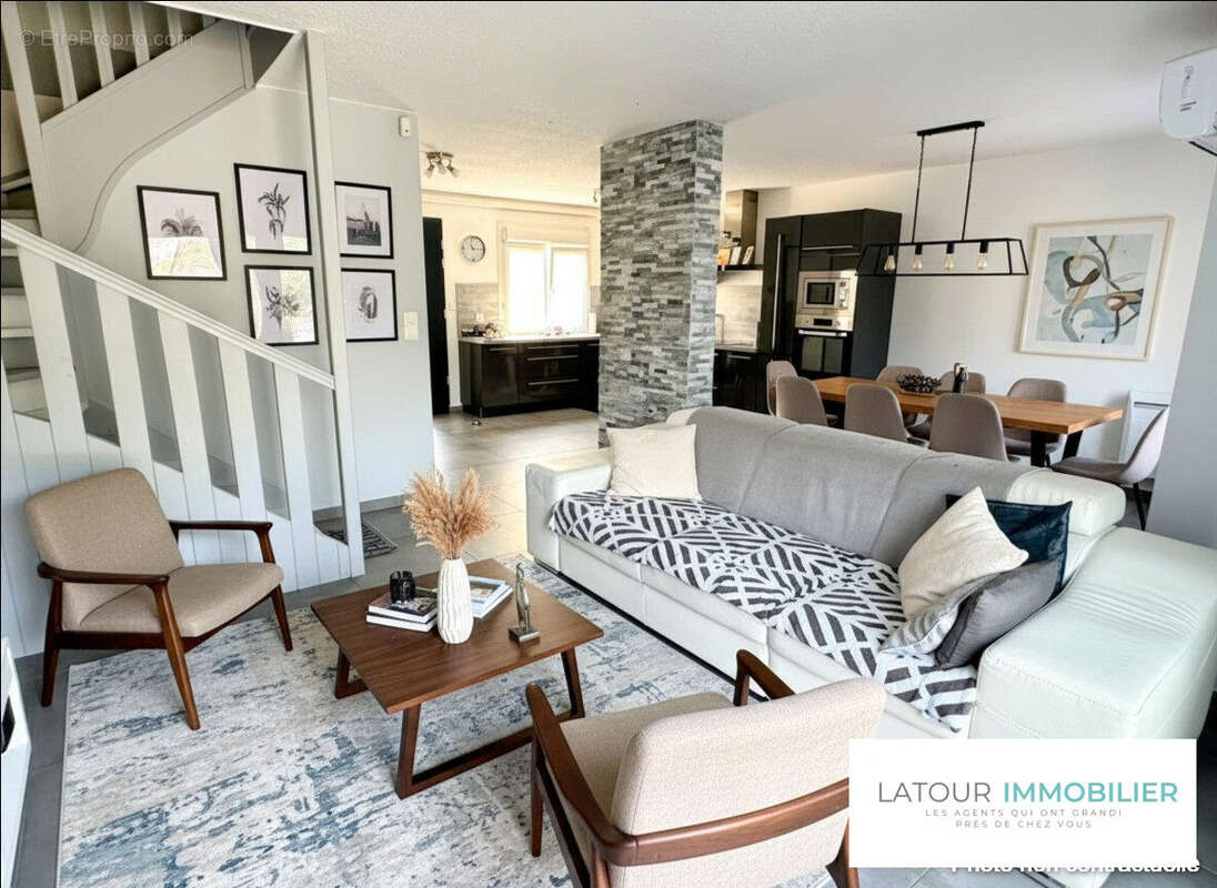 Maison à VILLEFONTAINE