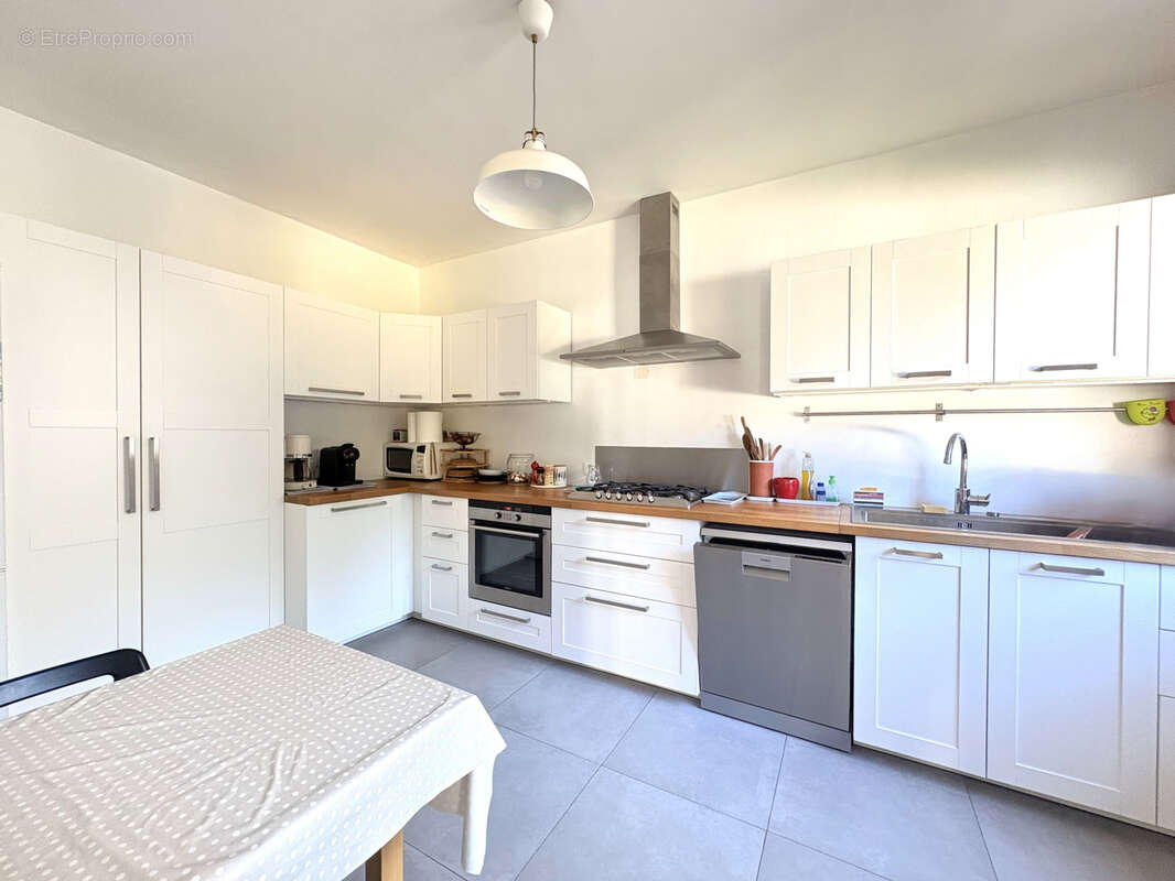 Maison à CHENNEVIERES-SUR-MARNE