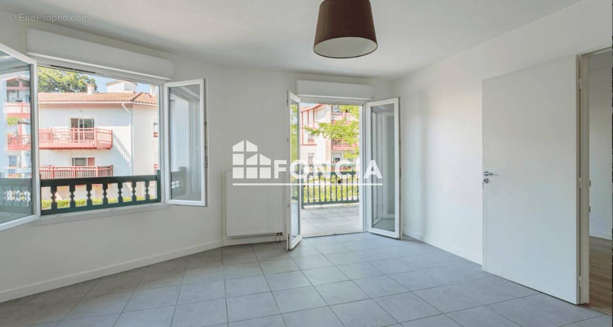 Appartement à BASSUSSARRY