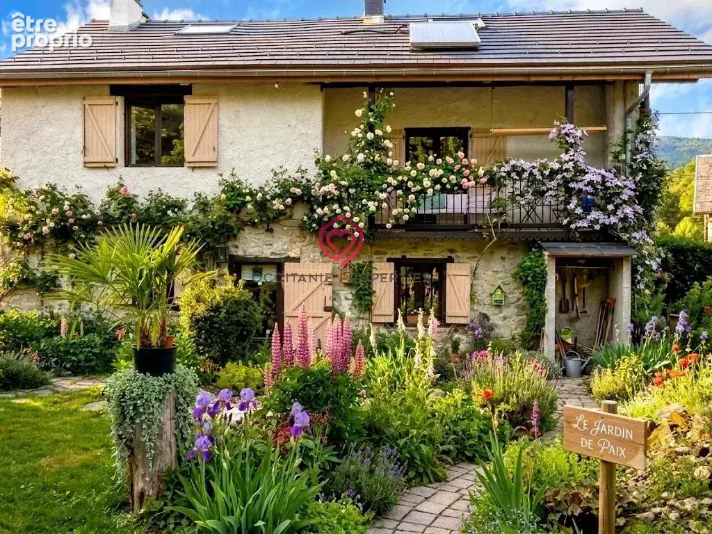 Photo Maison à Massat au prix de 329 000€