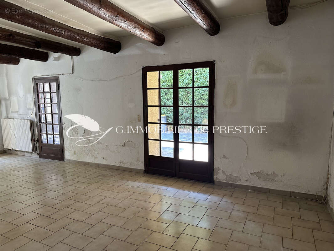 Une maison de ville avec piscine - photo 8