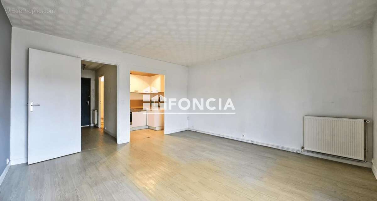 Appartement à SAINT-CYR-L&#039;ECOLE