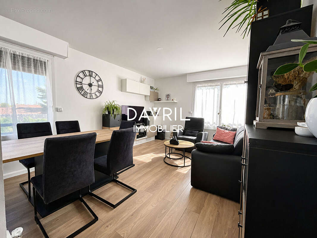 Appartement CONFLANS STE HONORINE - 4 pièce(s) - 75 m2 - photo 2
