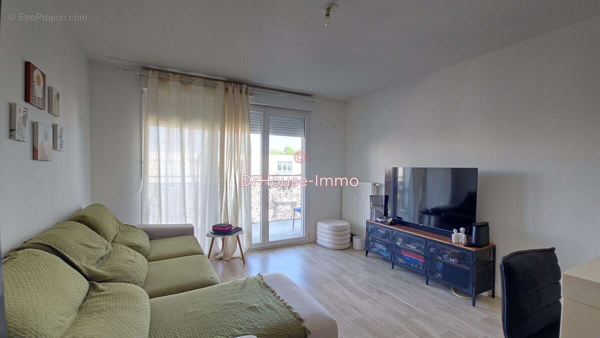 Appartement 40 m² à Lognes  - photo 4