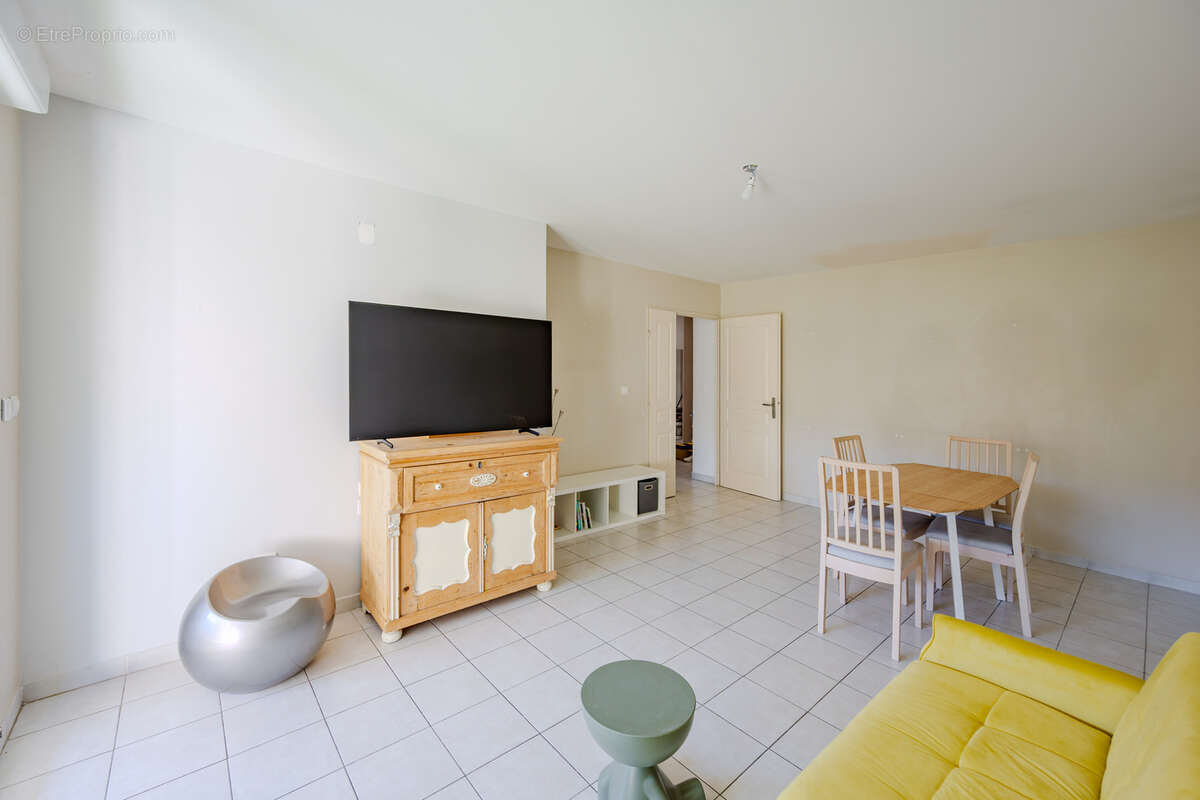 Appartement à HYERES