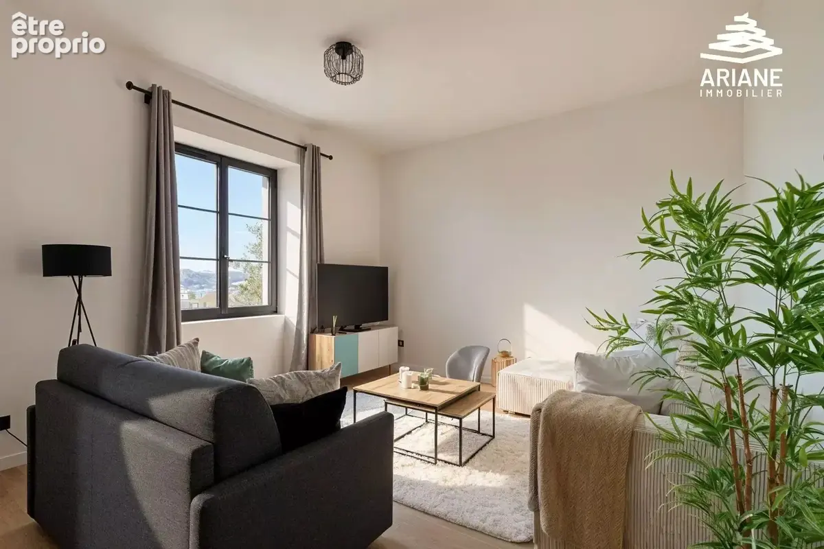 Appartement 4 pièces 107 m² à vendre à Vourles (69390) - photo 9