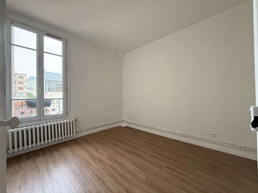 Appartement à SURESNES