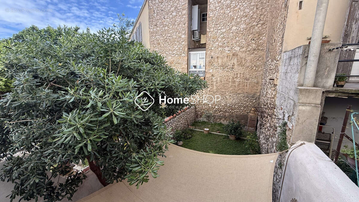 Appartement 40 m² à Marseille-7e  - photo 3