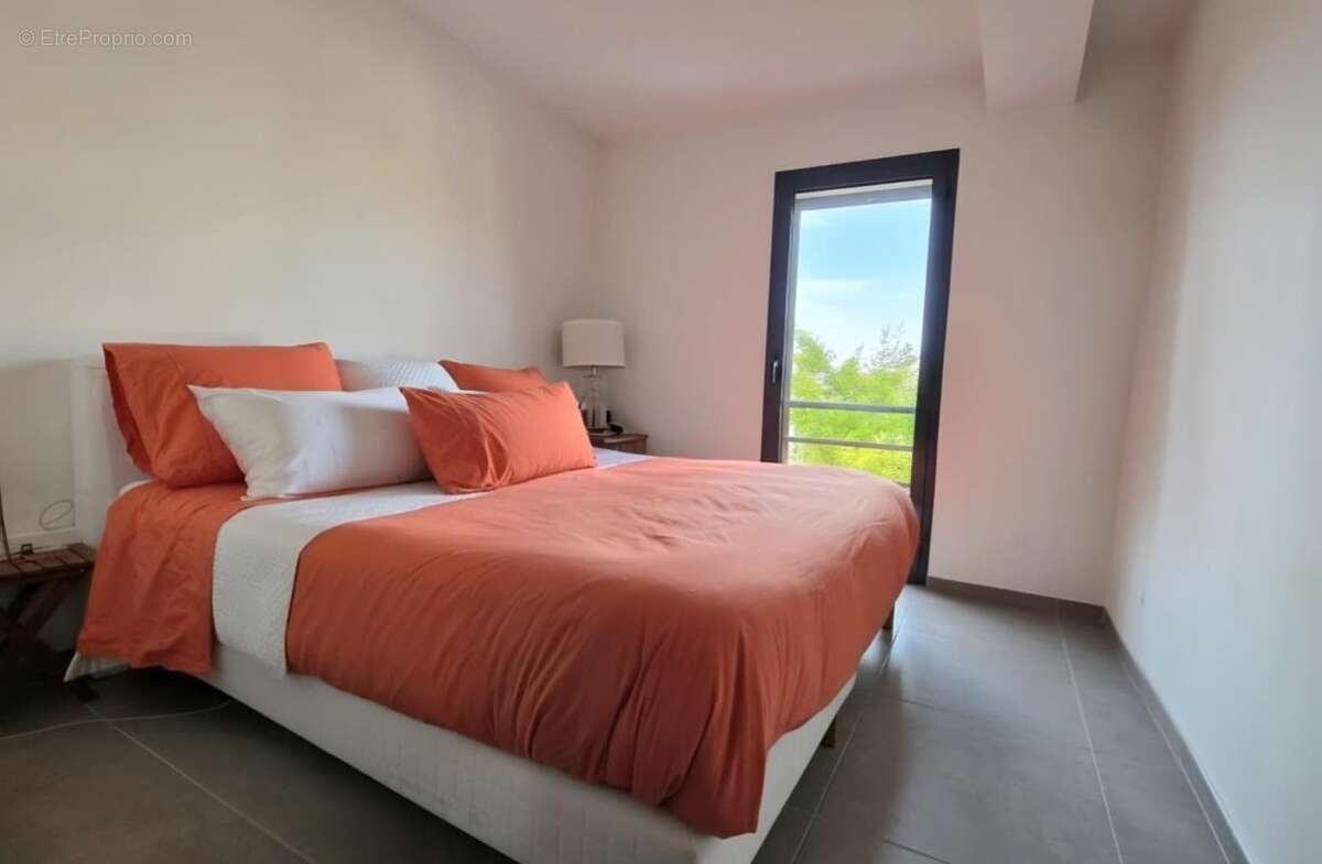 Appartement à SANARY-SUR-MER