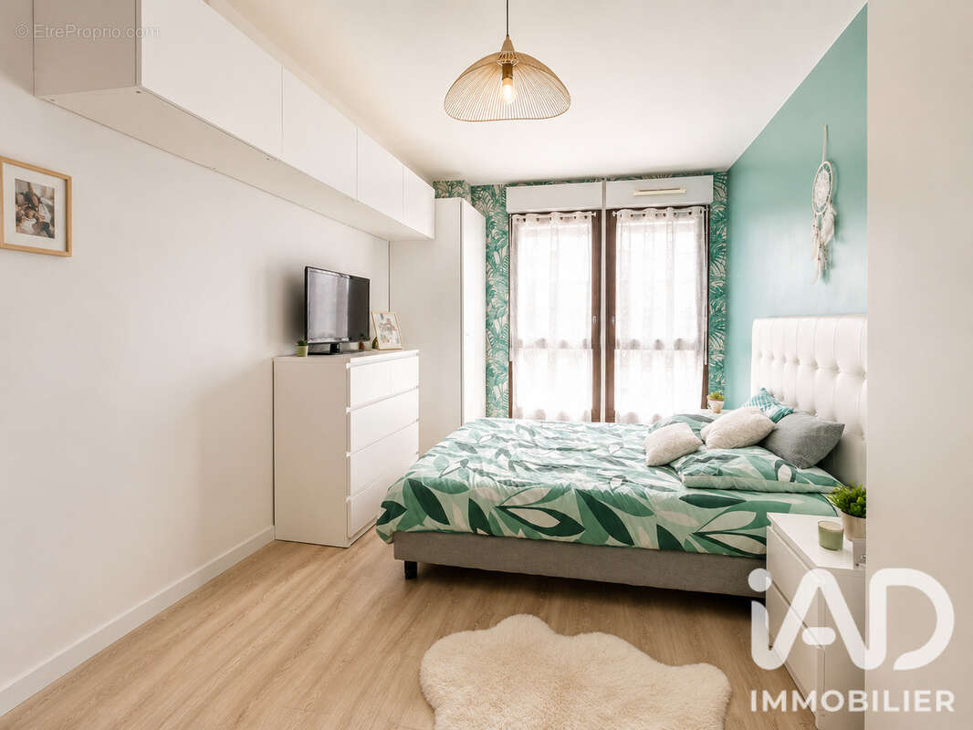 Appartement 69 m² à Mantes-La-Ville  - photo 4