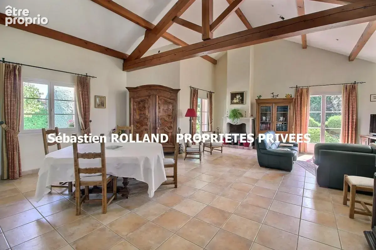 BOISSET LES MONTROND 42210 Maison de style Méditerranéen 171.5 m² 4 chambres 5900m² de terrain Clos - photo 4