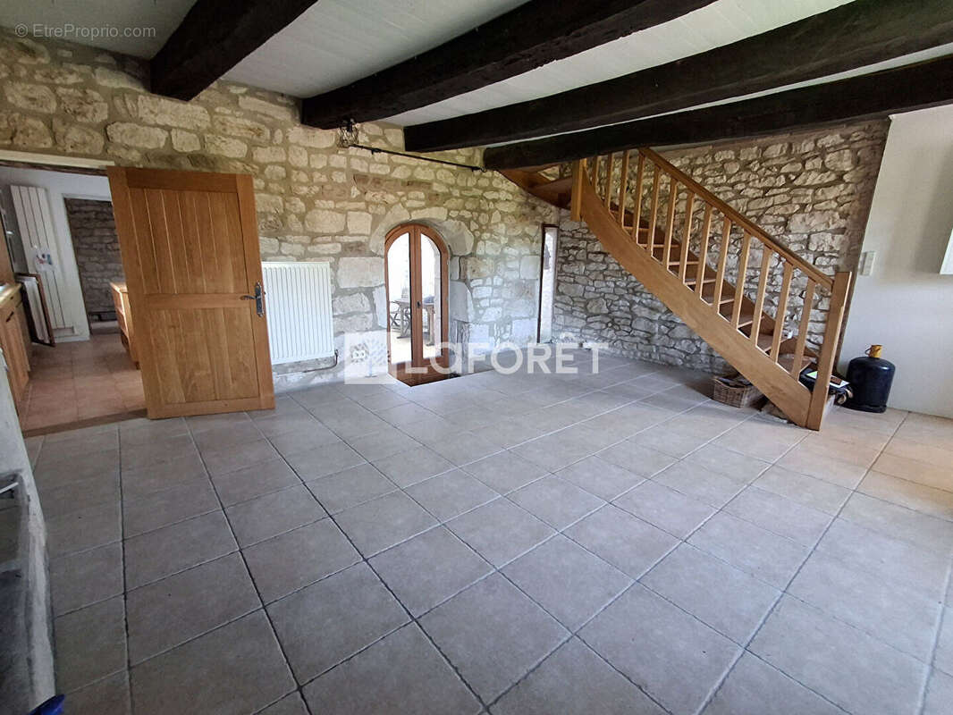 Maison Saint Beauzile 5 pièces 106 m² - photo 4