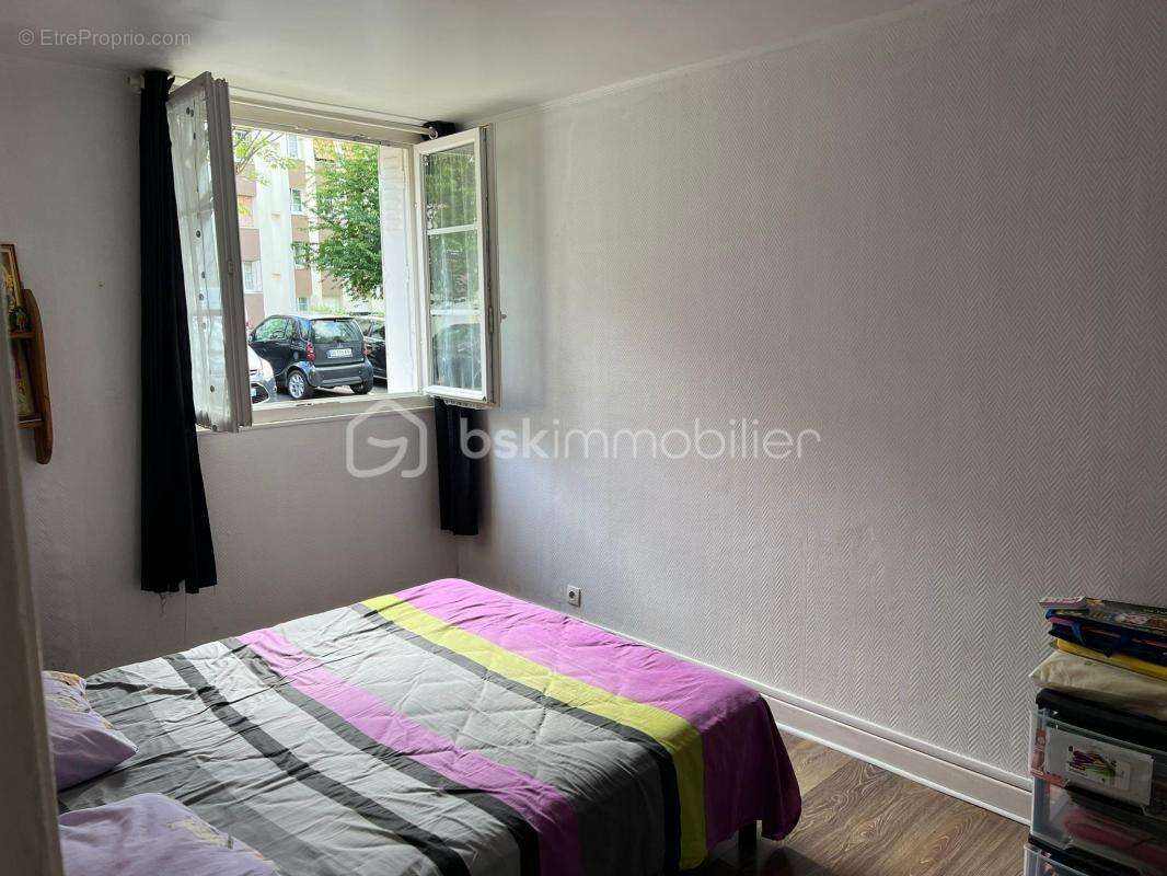 Appartement à COLOMBES