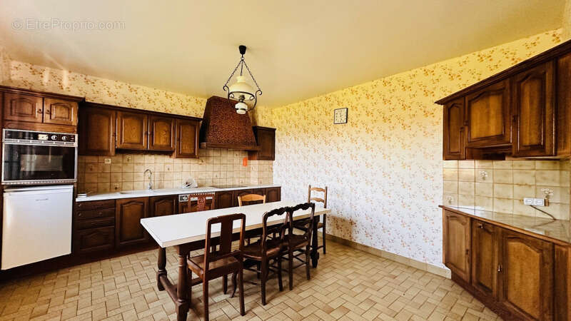 Maison à PLOMODIERN