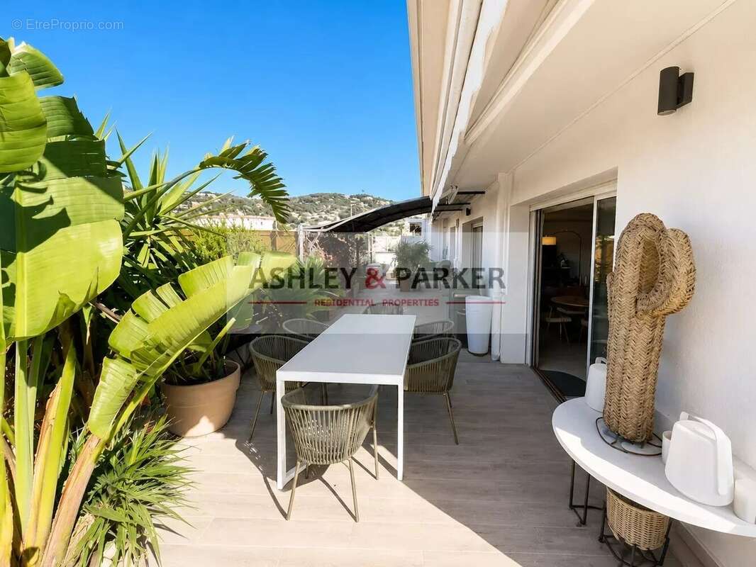 Appartement à CANNES