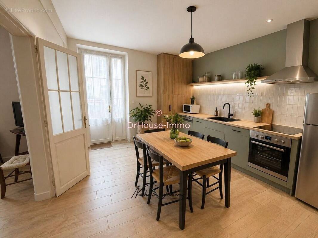 Maison à CASTILLON-LA-BATAILLE