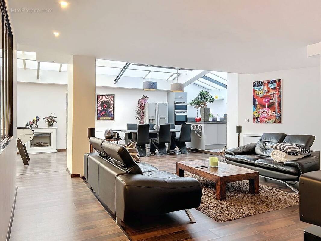 Appartement à SAINT-MAUR-DES-FOSSES