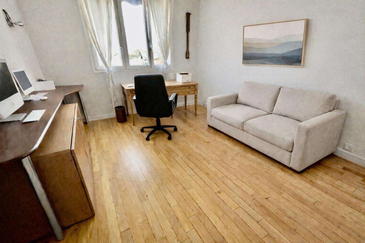 Appartement à BOUGIVAL