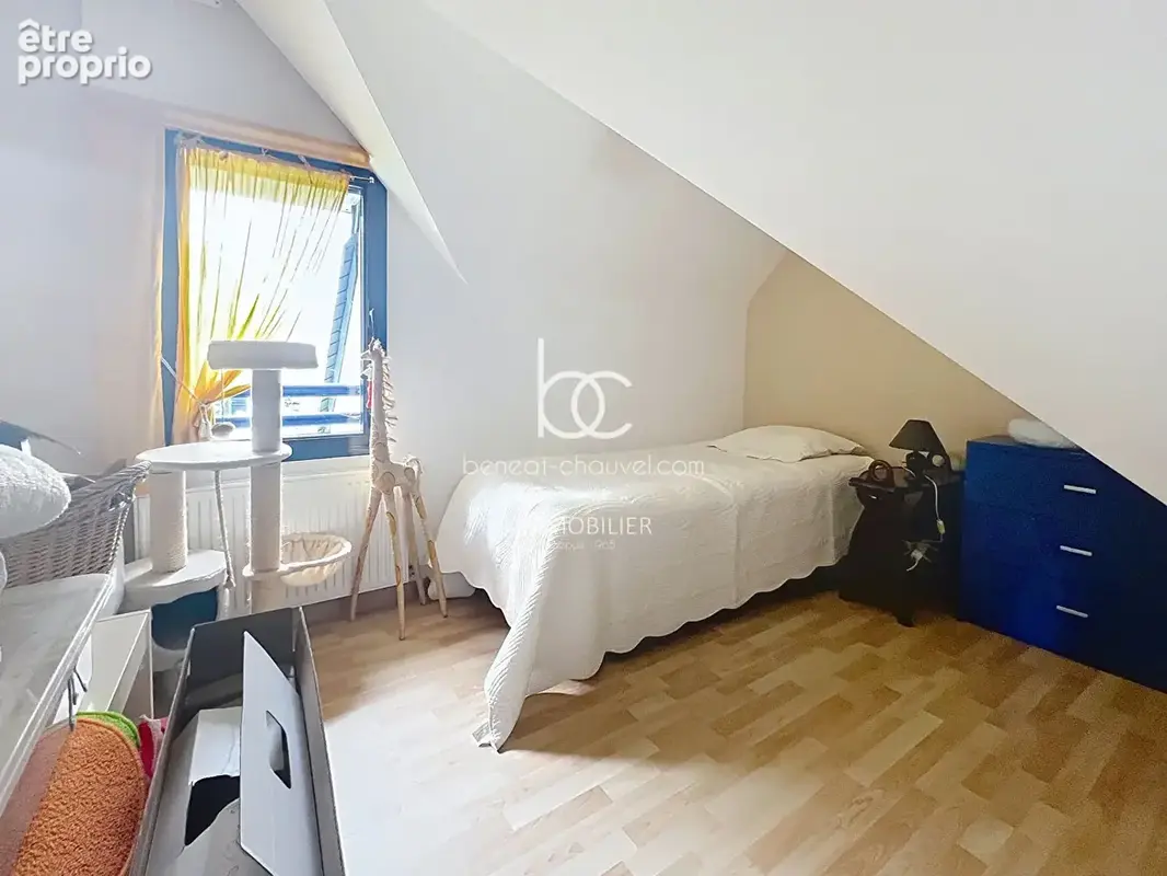 Plescop - Maison familiale de charme avec jardin arboré - photo 12