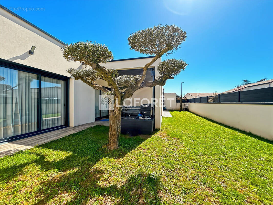 Maison à ROMANS-SUR-ISERE