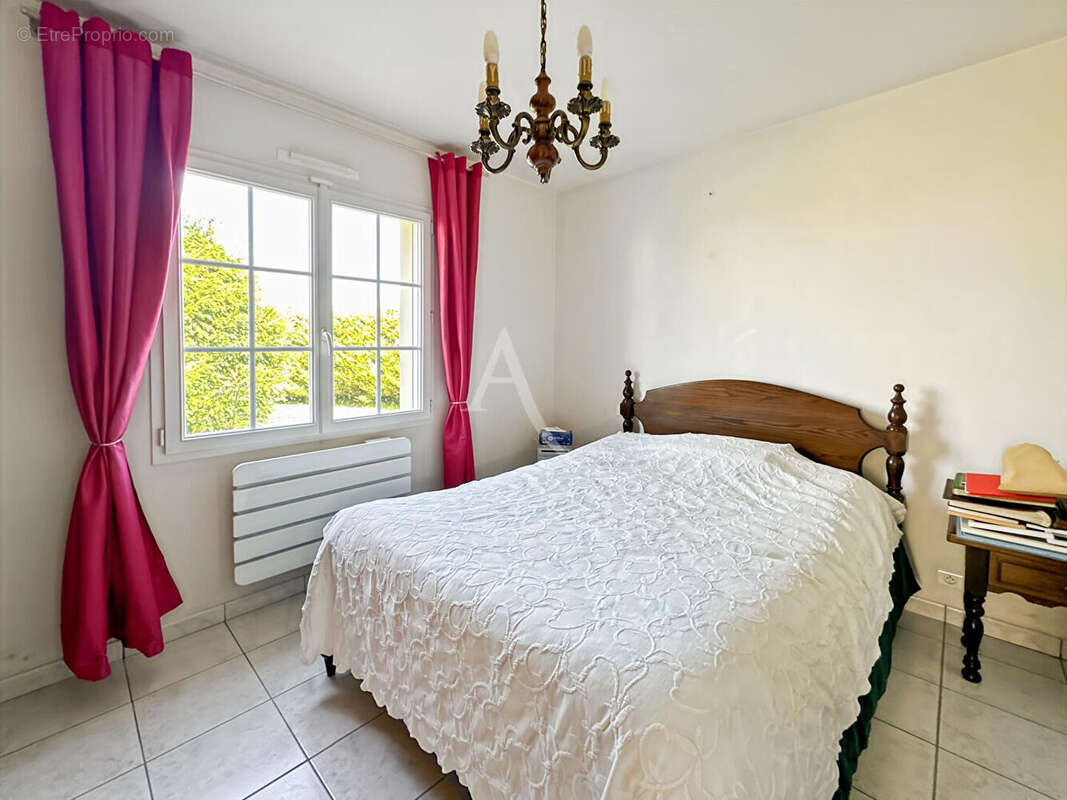 Maison à LE PERRIER