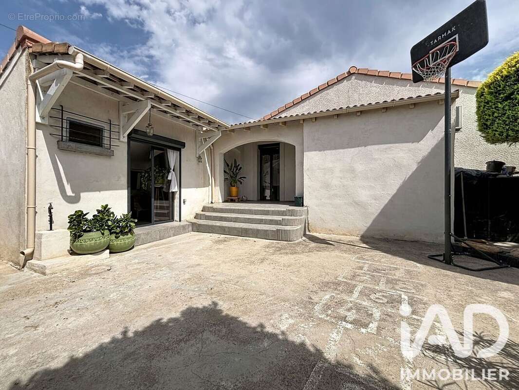 Maison 120 m² à Port-De-Bouc  - photo 3