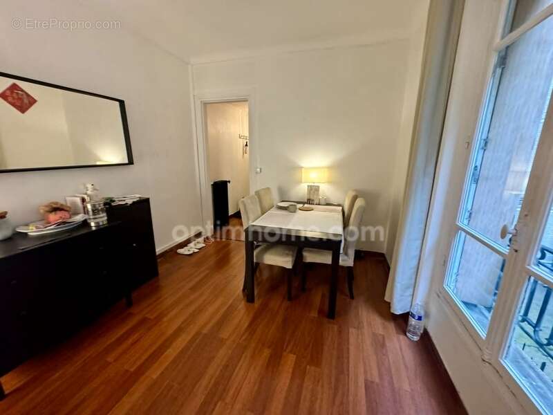 Appartement à PARIS-12E
