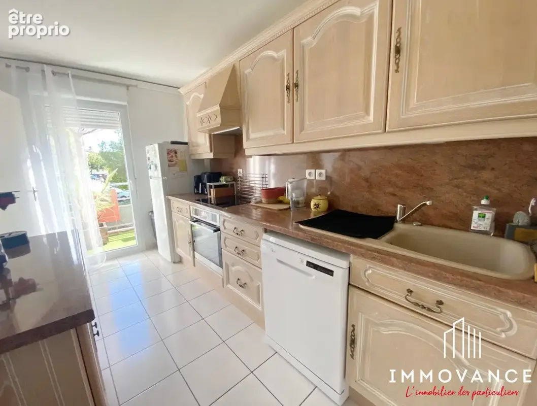 Appartement 4 pièces 70 m² à vendre à Meze (34140) - photo 5