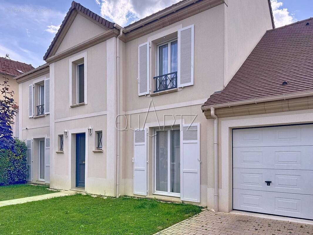 Maison à LE CHESNAY