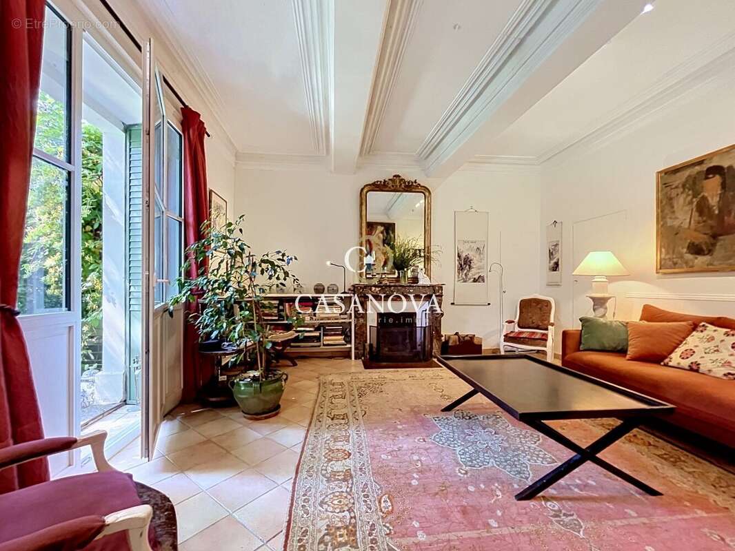 Maison à PEZENAS