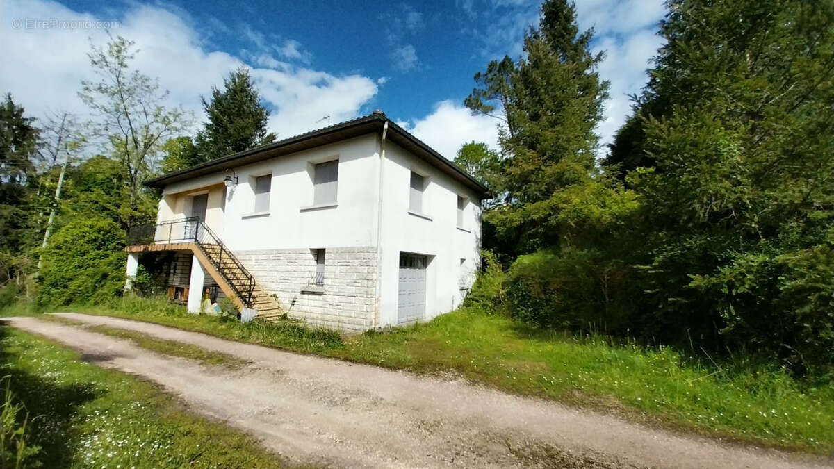 Maison à SAINT-PANCRACE