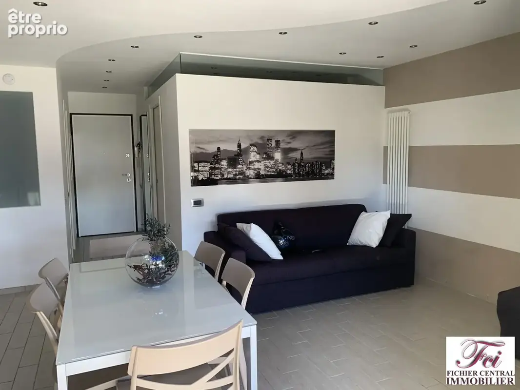 Appartement 35 m² à Menton  - photo 9