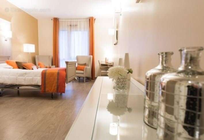 Appartement à LES LILAS